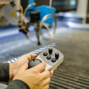 STM MasterCut - obrazek 3