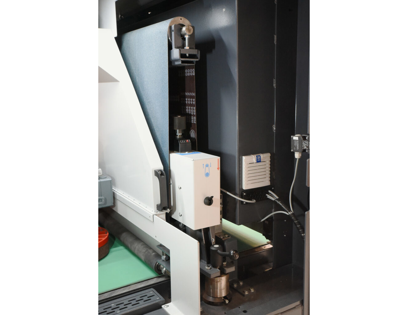 Edge Master 1060 - obrazek 7